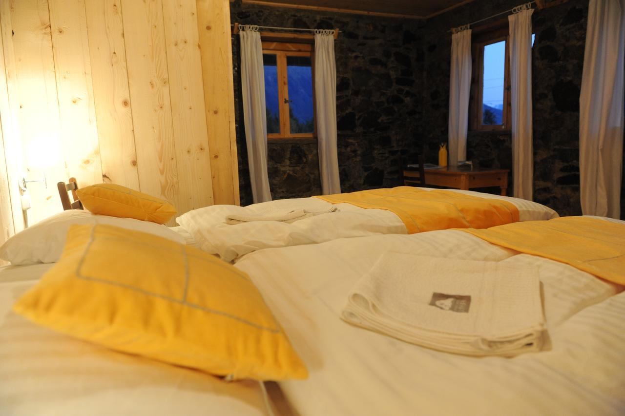 Grand Hotel Ushba Mazeri Room photo